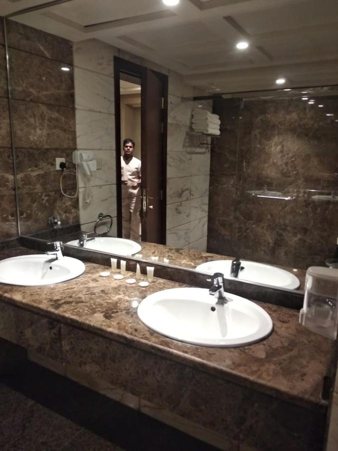 Hotel Gulnar Taiba à Médine Extérieur photo