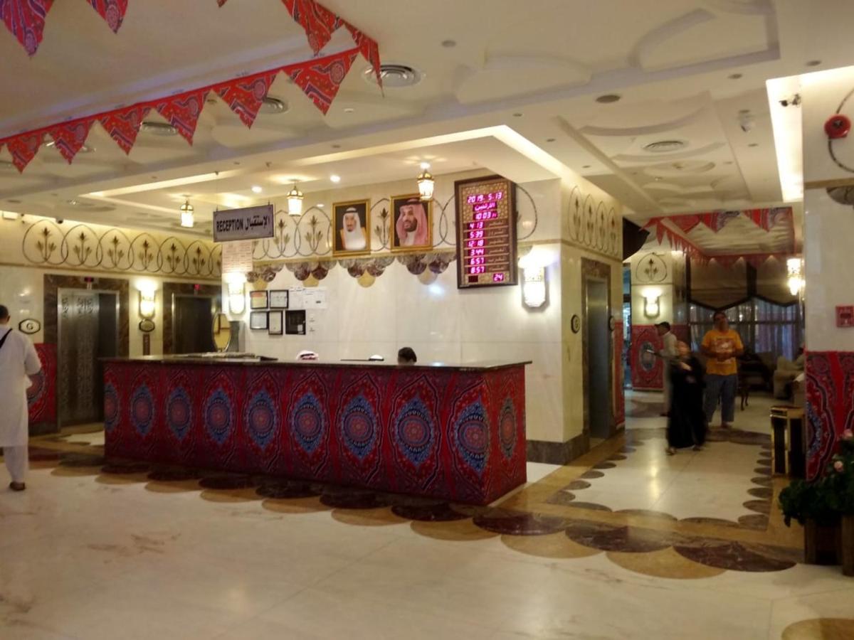 Hotel Gulnar Taiba à Médine Extérieur photo